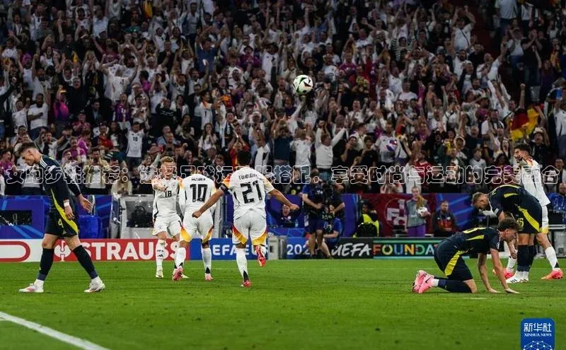 j9九游真人游戏第一品牌登录入口百度搜索资源平台女跑步鞋推荐：选择足球运动服搭配，享受时尚与运动的完美融合